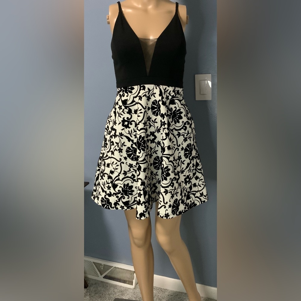 Xtraordinary Black and White A-Line Cocktail Skirt